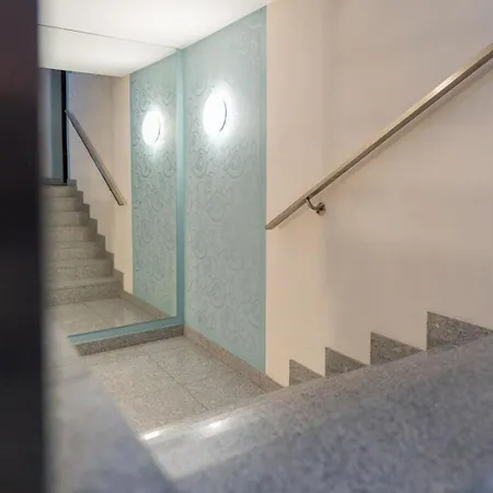 Przycup W Karkonoszach - Arkadia - Rynek Jeleniogórski *