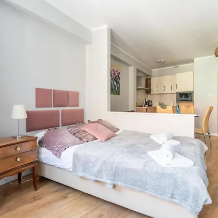 Przycup W Karkonoszach - Arkadia - Rynek Jeleniogórski Jelenia Góra