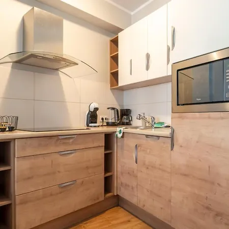 Arkadia - Rynek Jeleniogorski - By Spaceapart Apartment
