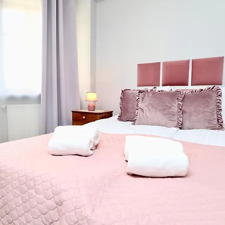 Appartamento Przycup W Karkonoszach - Arkadia - Rynek Jeleniogorski *