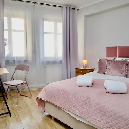 Appartamento Przycup W Karkonoszach - Arkadia - Rynek Jeleniogorski Jelenia Góra