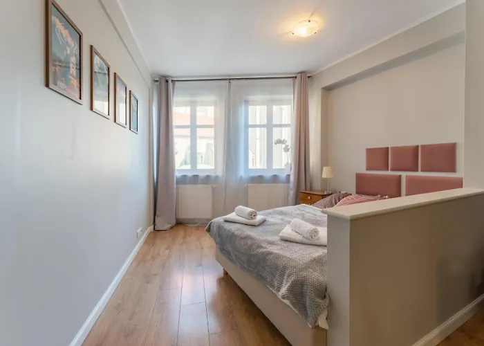 Przycup W Karkonoszach - Arkadia - Rynek Jeleniogorski *