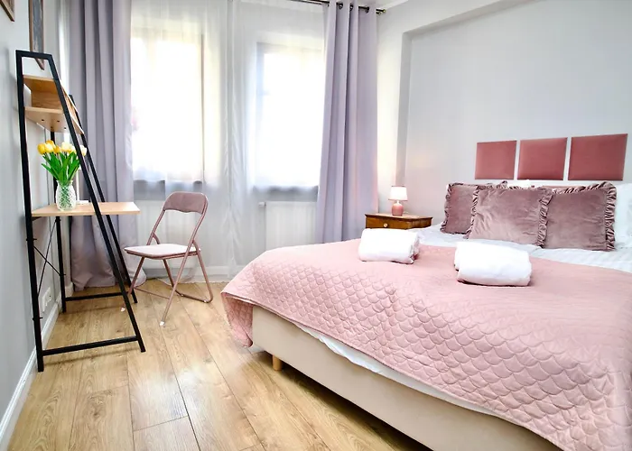 Przycup W Karkonoszach - Arkadia - Rynek Jeleniogorski *